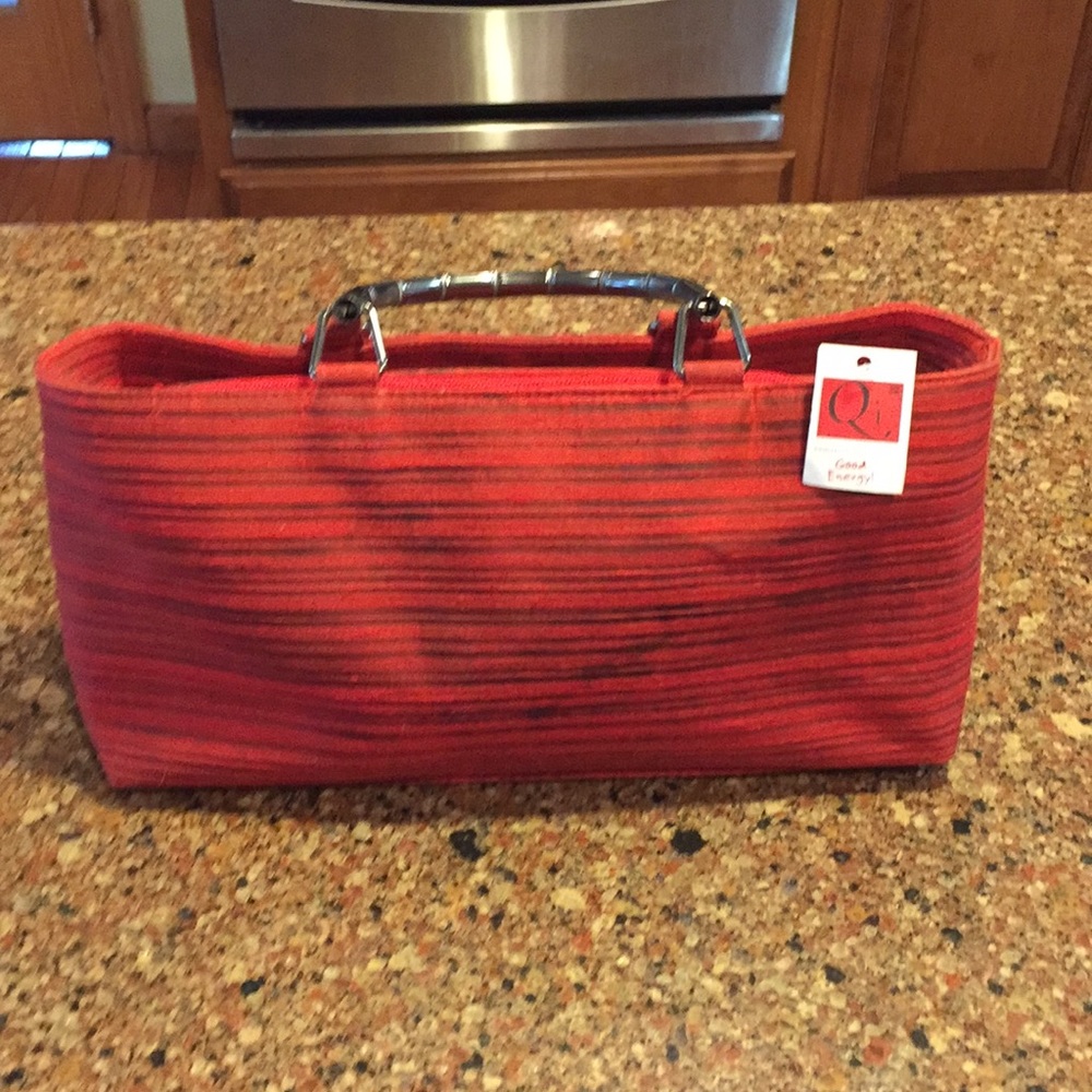 ****CLEARANCE SALE*****NWT RED SILK EVENING BAG